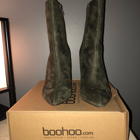 Ceri Pointed Sock Shoe Boot - Picture 4 of 6